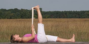 Yoga-Übung-Supta Padangusthasana